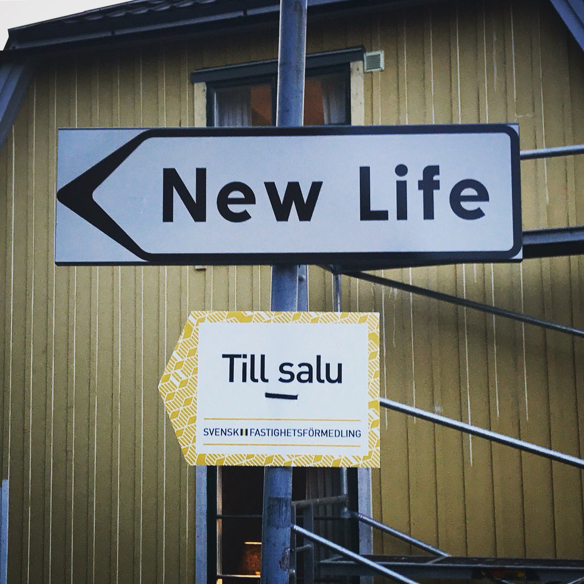 Ett nytt liv till salu? Inte illa! Ny bok <a href="/BatraDavid/">David Batra</a> ?