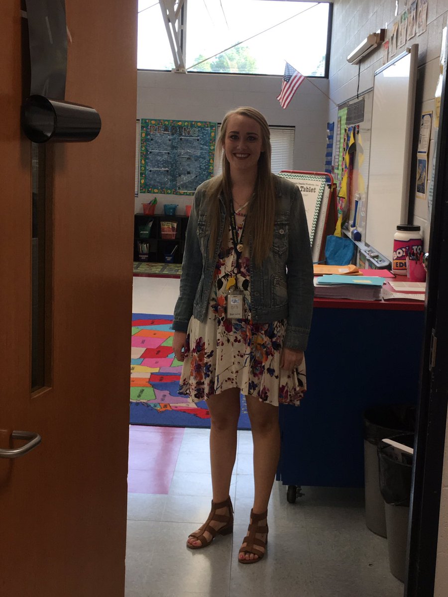 JenniferBrayboy's tweet photo. #firstdayofschool #lresexplorers #icccs @CumberlandCoSch @CCSElemEd @dcwnbct @mellottahill1 https://t.co/Qq9Luw6DiE
