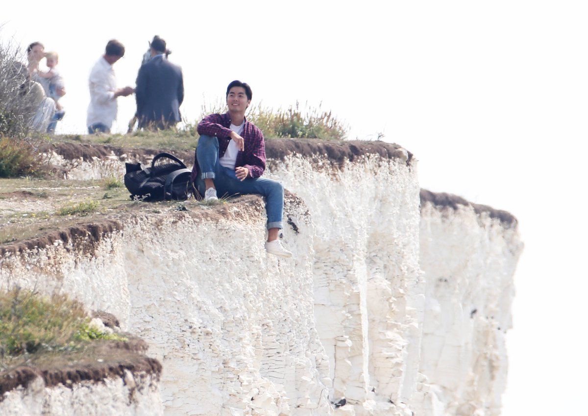 brightonsnapper's tweet photo. 300ft up at Birling Gap, plonker of the week https://t.co/VRv66c0g3s