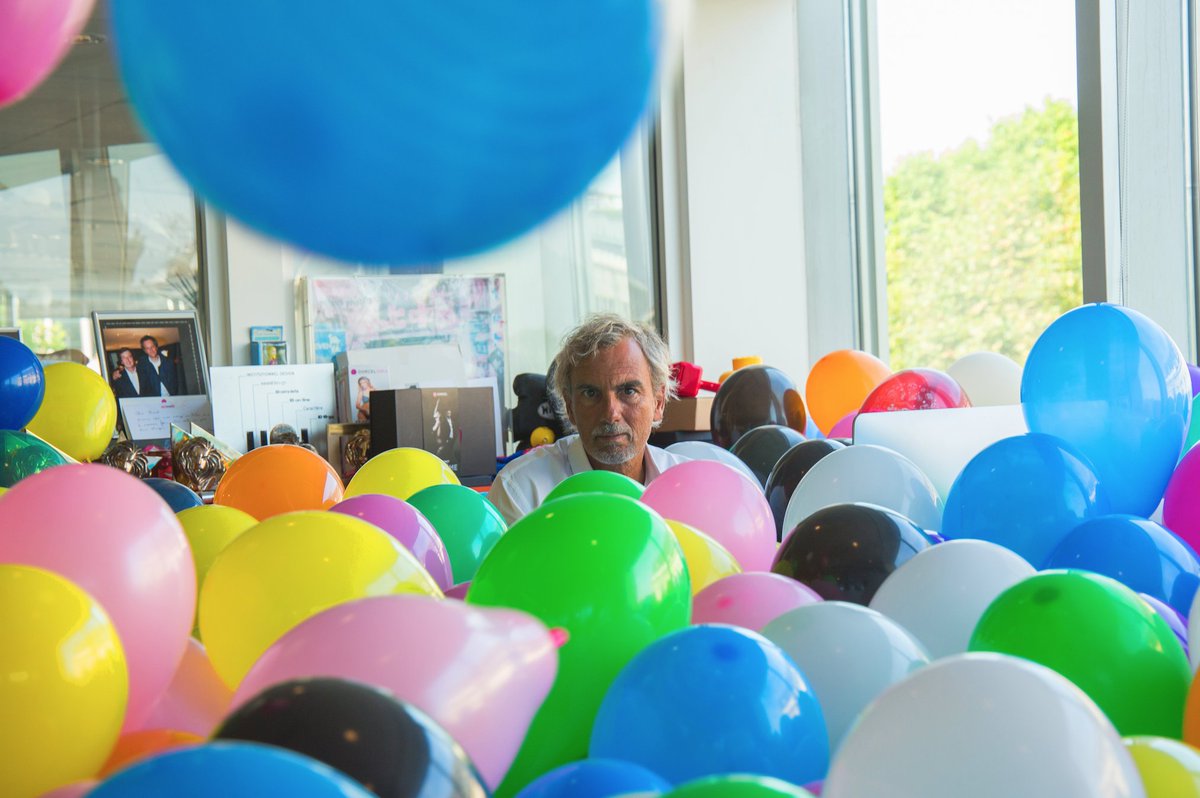 Pascal est très heureux ! 
A 100 RT on les laisse dans l'agence.