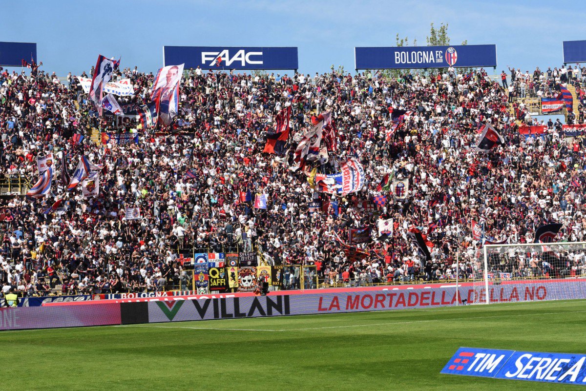 BolognaFC1909en's tweet photo. 🎫 | Tickets are on sale for #BFCNapoli with places available in the Curva. 
👉 https://t.co/TrZ7BMn2IN

#WeAreOne 🔴🔵 https://t.co/uiwbabmYCf
