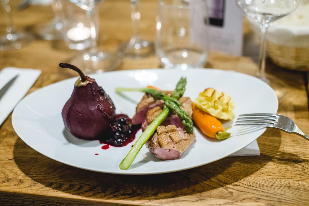 Eat_Local_Tr's tweet photo. Cină în cetate  01.09.17- vineri, de la ora 19:00, Jules Bistro. Food Culture Festival 2017. Rezervări pe https://t.co/l0bJQGIBzY. https://t.co/6egR88b6HH