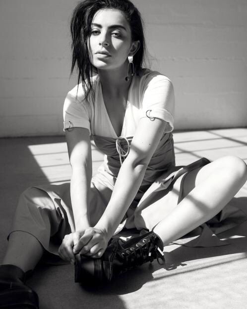 charli_xcx's tweet photo. it's charli baby ✨💕 @TheSTStyle ✨ https://t.co/WbPm9d9WTC