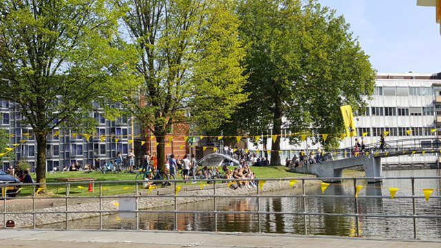 Nieuwe studenten op het Roeterseiland: een fijne Intreeweek gewenst en welkom op de campus! <a href="/UvA_Student/">UvA_Student</a> <a href="/UvA_Amsterdam/">UvA Amsterdam</a> #intree