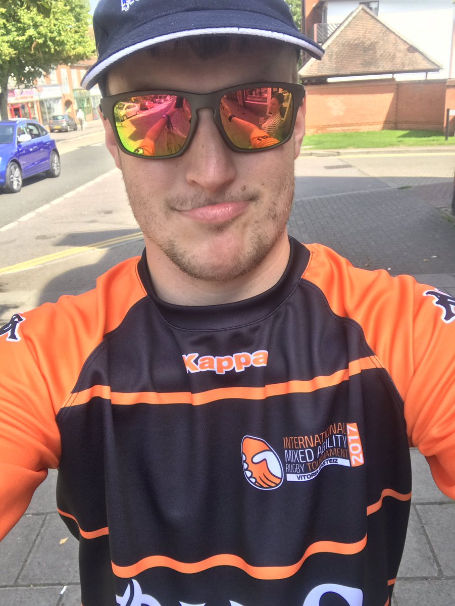 s_prowse's tweet photo. Proud to be wearing my #IMART2017 shirt back at home in sunny #Letchworth @IMART2017 https://t.co/ERTefgCwO0