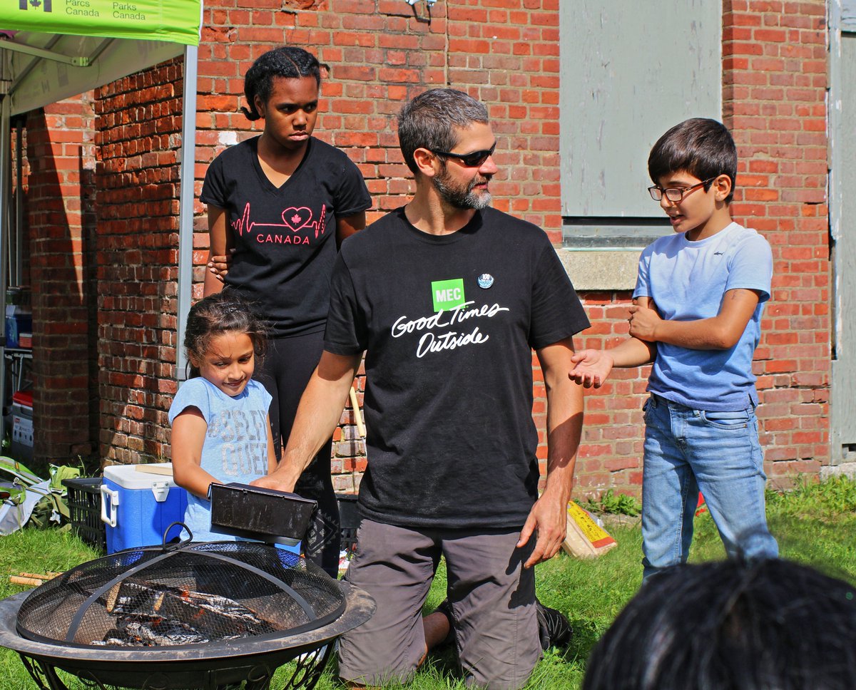 ParksCanada_NS's tweet photo. Successful #LearnToCamp at #GeorgesIsland for @BBBSHalifax &amp; @YMCAHD Centre for Immigrant Programs @ParksCanada_NS @mec @AforAdventure https://t.co/J1oVzpQ5wX