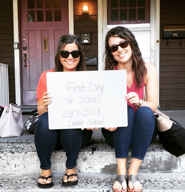 sbostiga's tweet photo. Wishing a happy first day back to work to these lovely ladies and all my @WindyWhales! 💙💚💙 https://t.co/5TbojXLpEY