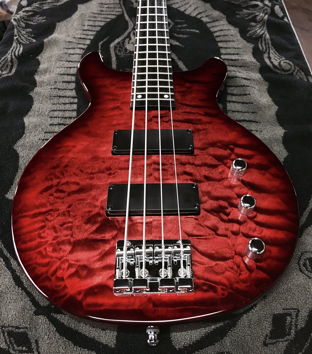 14Pyro's tweet image. 新しい愛機🎶
ESP J-TVB-V -Fire Red- 🔥🔥🔥