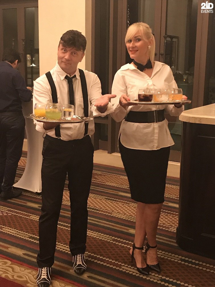2IDevents's tweet photo. SINGING WAITERS IN DUBAI
#2idevents #2idgroup #2idquests #2idmultimedia #2idshadowshow #2idmusicians #dubaievents #dubaientertainment https://t.co/yCBPLtoGjD