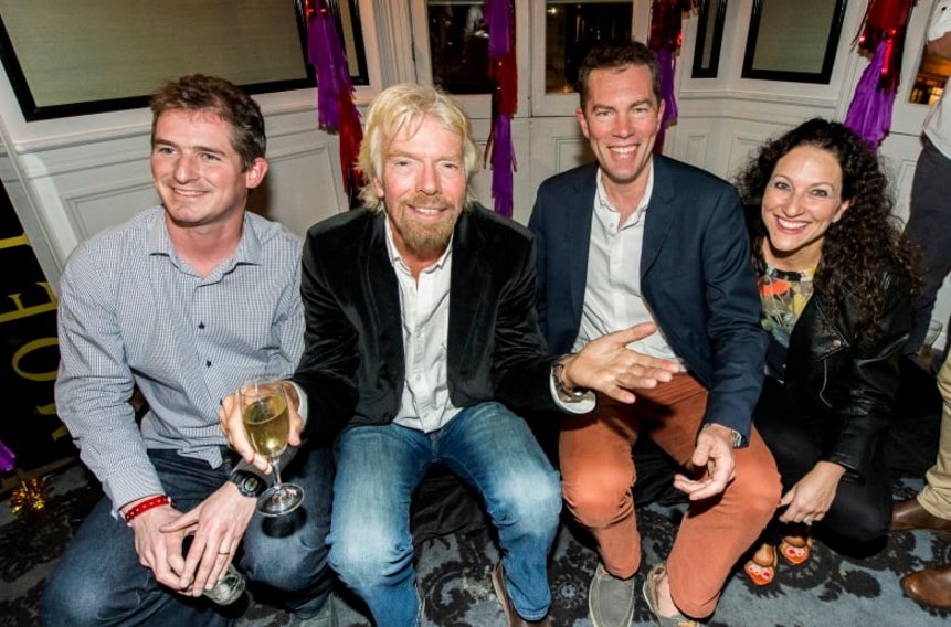 richardbranson's tweet photo. My four top tips of how to dream big: https://t.co/MDvMgncNWO https://t.co/OVeyGiTTpW