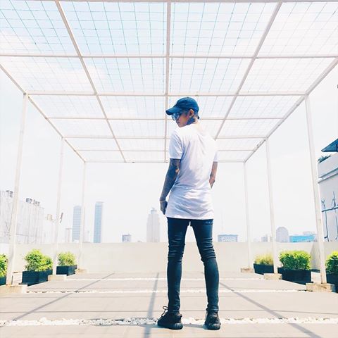 LexSugar184's tweet photo. Liat masalalu sedikit kadang" perlu, siapa tau nemu jodoh disitu - YoungLex https://t.co/LsS0u0xNAe