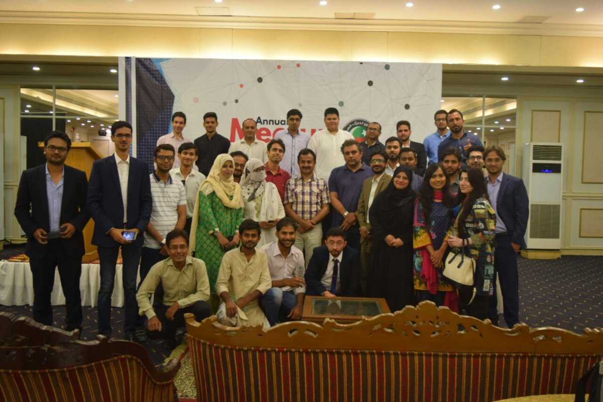 IMKOfficial's tweet photo. Real Heros #groupphoto
#ptismtsindhmeetup 2017 #PTISMT https://t.co/huf0KNvrBB