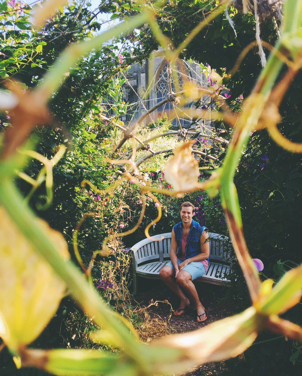 EdwinJRay's tweet photo. This summer just keeps on giving βοΈsome gorge pics by @tjgdance yesterday #CastleMagic #summer #sun #Brighton #BankHoliday #Happiness #Love https://t.co/g4PDRAWZ8H