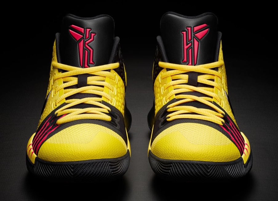 darrenrovell's tweet photo. Nike fuses Kyrie &amp; Kobe logos into the "Kyrobe" in new "Mamba Mentality" Kyrie 3, drops 9/15 https://t.co/Uz8GVZralm