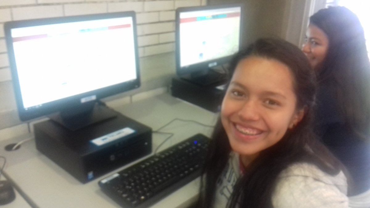 saoriuranus's tweet photo. #educatic2017 Felicidades compañer@ por haber obtenido cinta negra #ticometro2017 https://t.co/b9eJ1euTuT