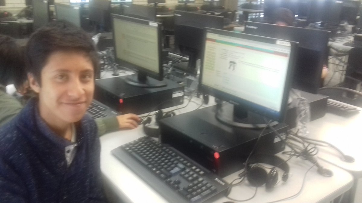 saoriuranus's tweet photo. #educatic2017 Felicidades compañer@ por haber obtenido cinta negra #ticometro2017 https://t.co/b9eJ1euTuT