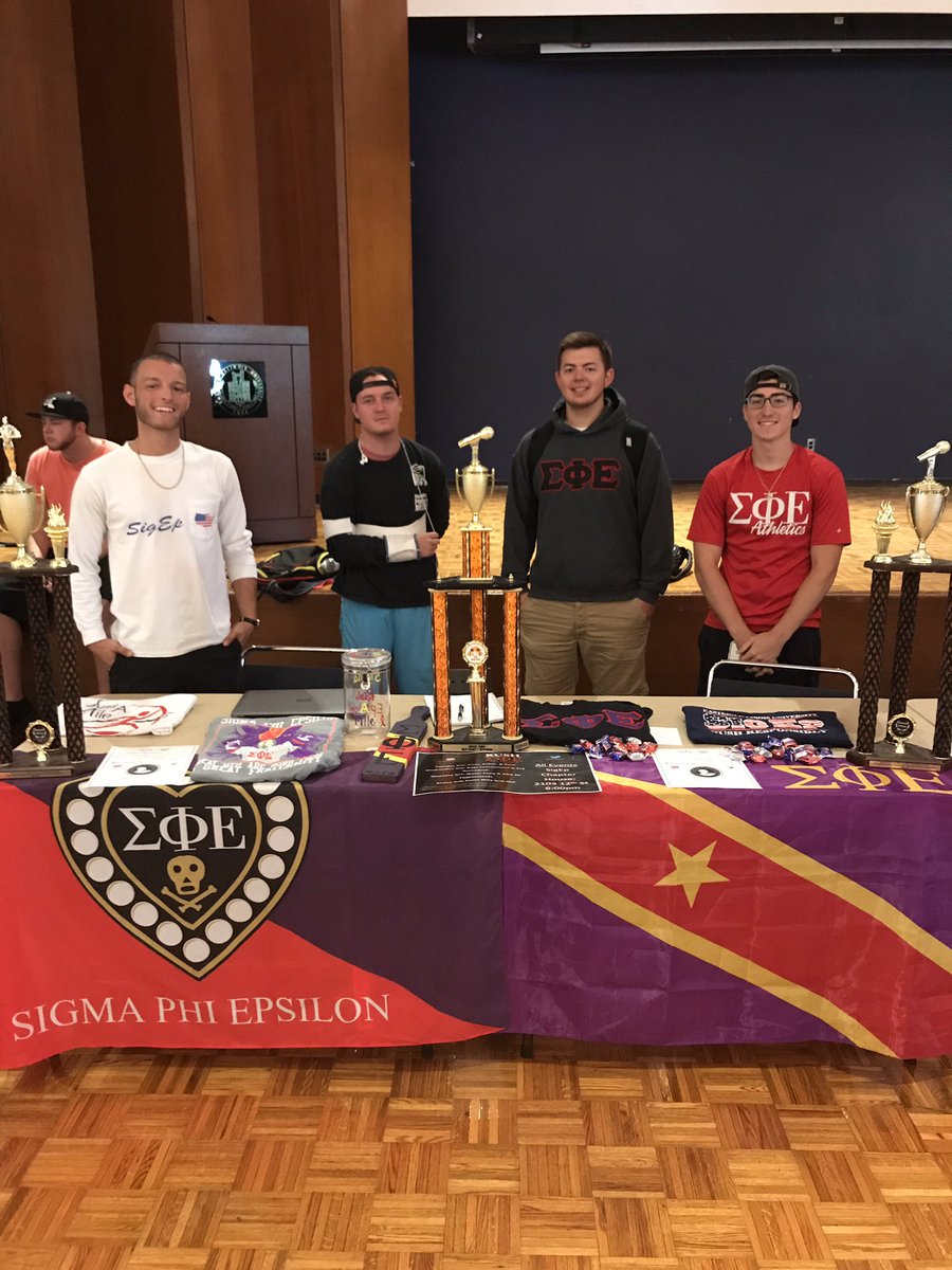 EIUSigEp's tweet photo. Come check out our table at PantherPalooza today in the Union and learn more about what Greek life has to offer! #RushSigEp #GoGreek https://t.co/CMkvAzpGt0