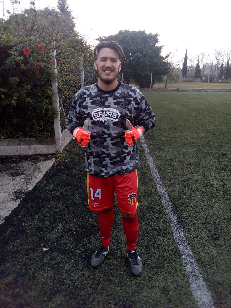 Agradecemos a Damián "Palmera" Leyden por haber atajado ayer ante la ausencia del arquero. #LeEncontramosPuestoAlGordo