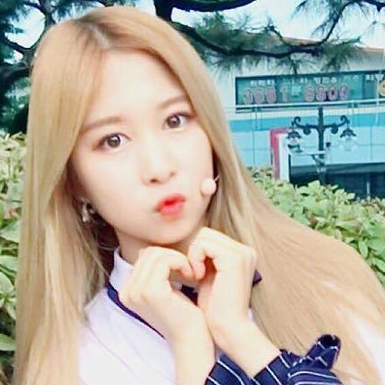 145DY's tweet photo. · ιt's чou, mч #mιrαcle 모든 순간부터. https://t.co/BVXbVzzmvG