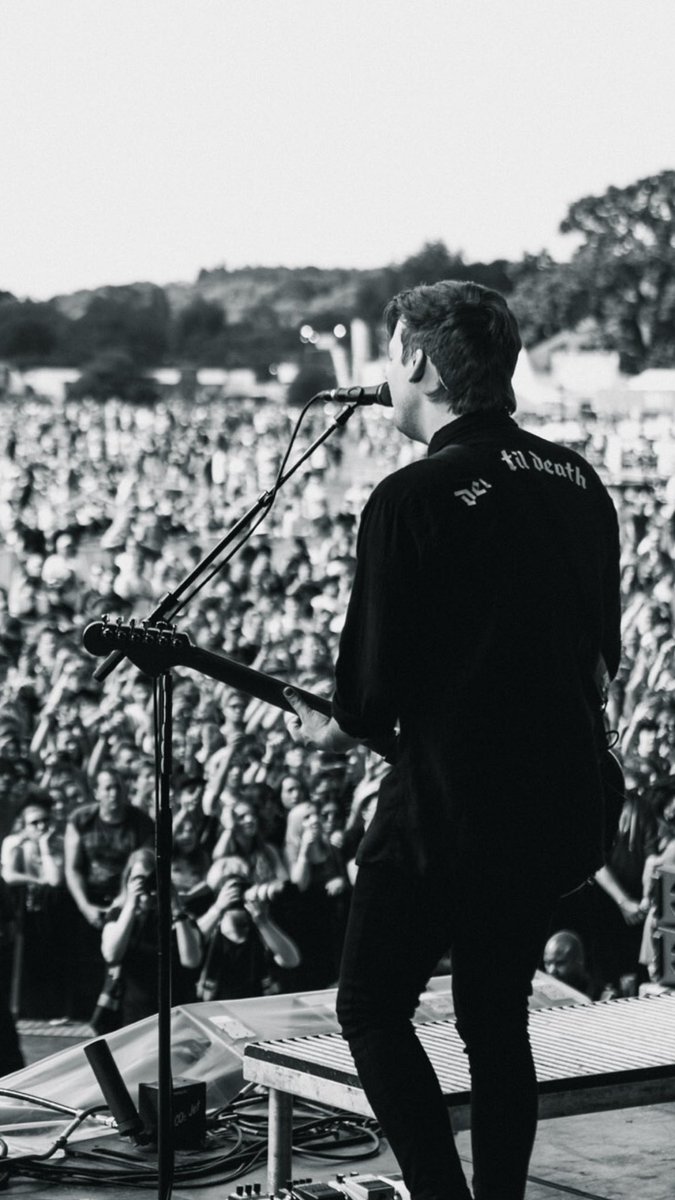 ATC_BAND's tweet photo. We ended the In Our Bones era with a bang in the U.K. Thank you to everyone that made this weekend special, from Borderline to main stage!🇬🇧 https://t.co/h0Jo8qt8Ju