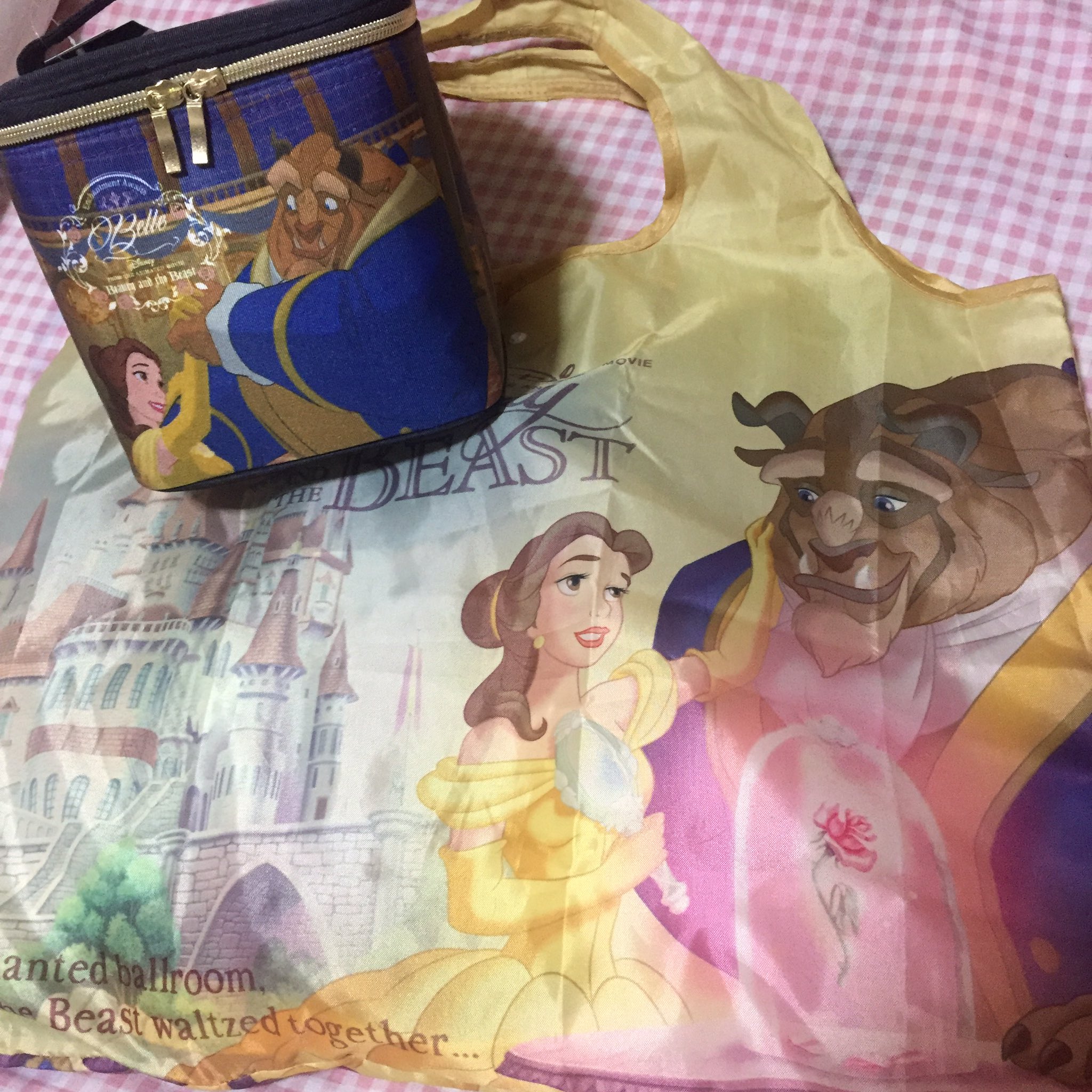 Disney すき 前に買えなかったバニティboxが再販になってたのでエコバッグと一緒に購入 まじ嬉しい しまむら しまむらディズニー バニティbox ディズニー 美女と野獣 ベル ビースト 化粧ポーチ エコバッグ 購入品 T Co Disney すき 前に買えなかったバニティboxが再販になってたのでエコバッグと一緒に購入 まじ嬉しい しまむら しまむらディズニー バニティbox ディズニー 美女と野獣 ベル ビースト 化粧ポーチ エコバッグ 購入品 T Co
