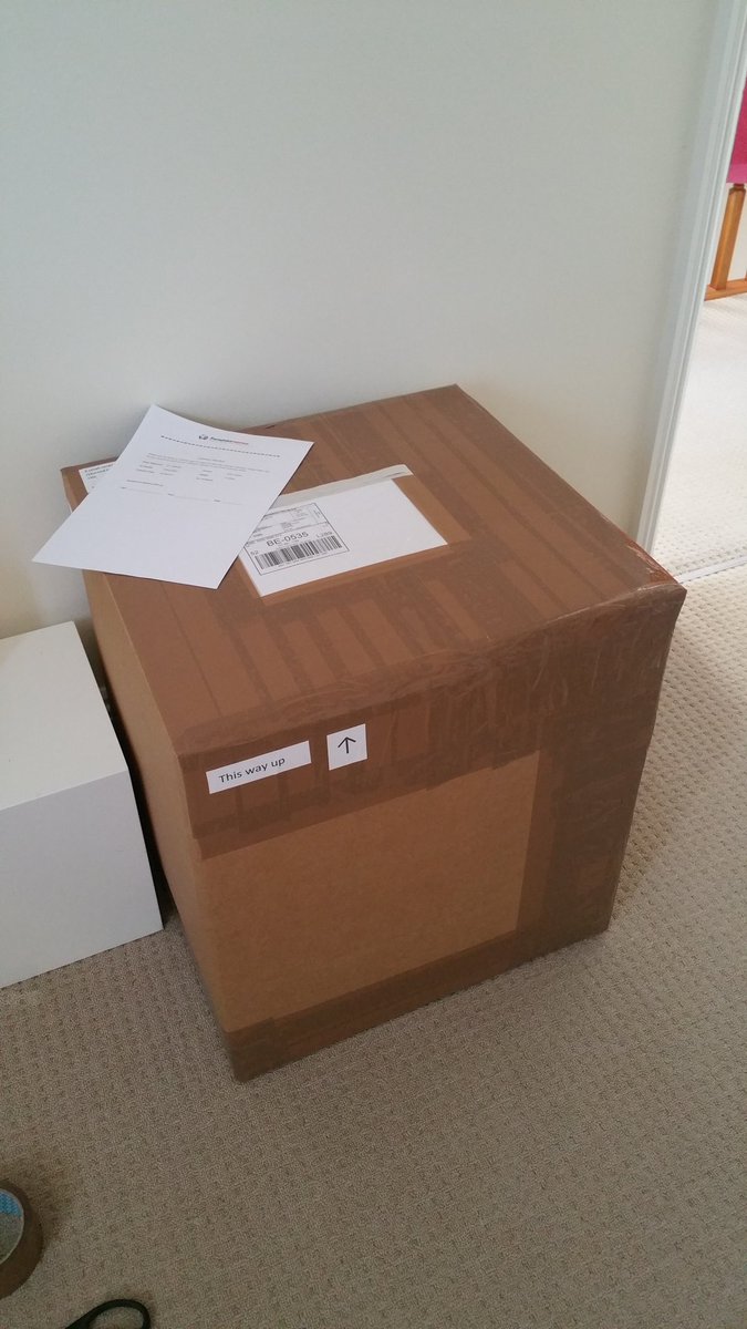 janefking's tweet image. Ready to go! 5 pieces on their way to @galeriedelo #brussels for #CeramicEventVIII #designseptember