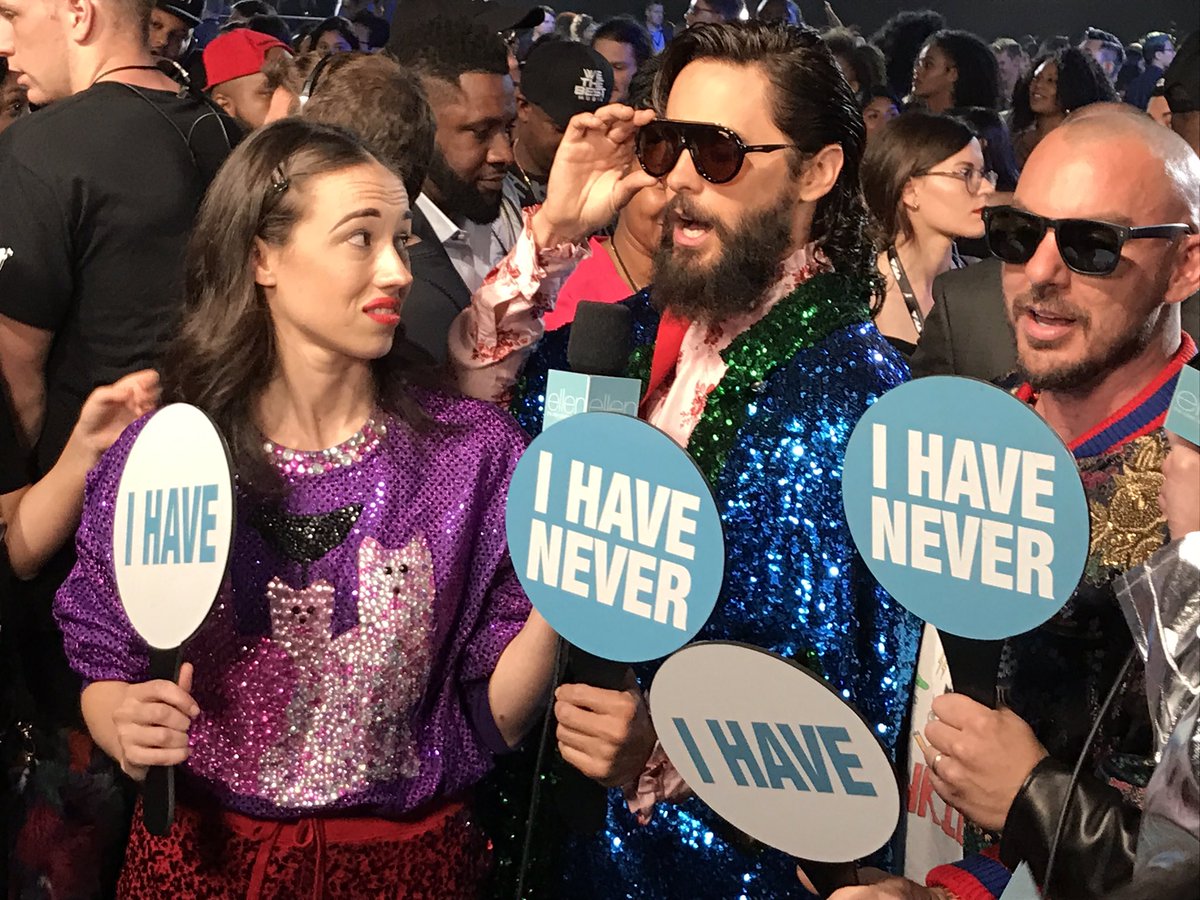 JaredLPrime's tweet photo. Miranda with Jared and Shannon, oh my god https://t.co/FDKhVCBB55