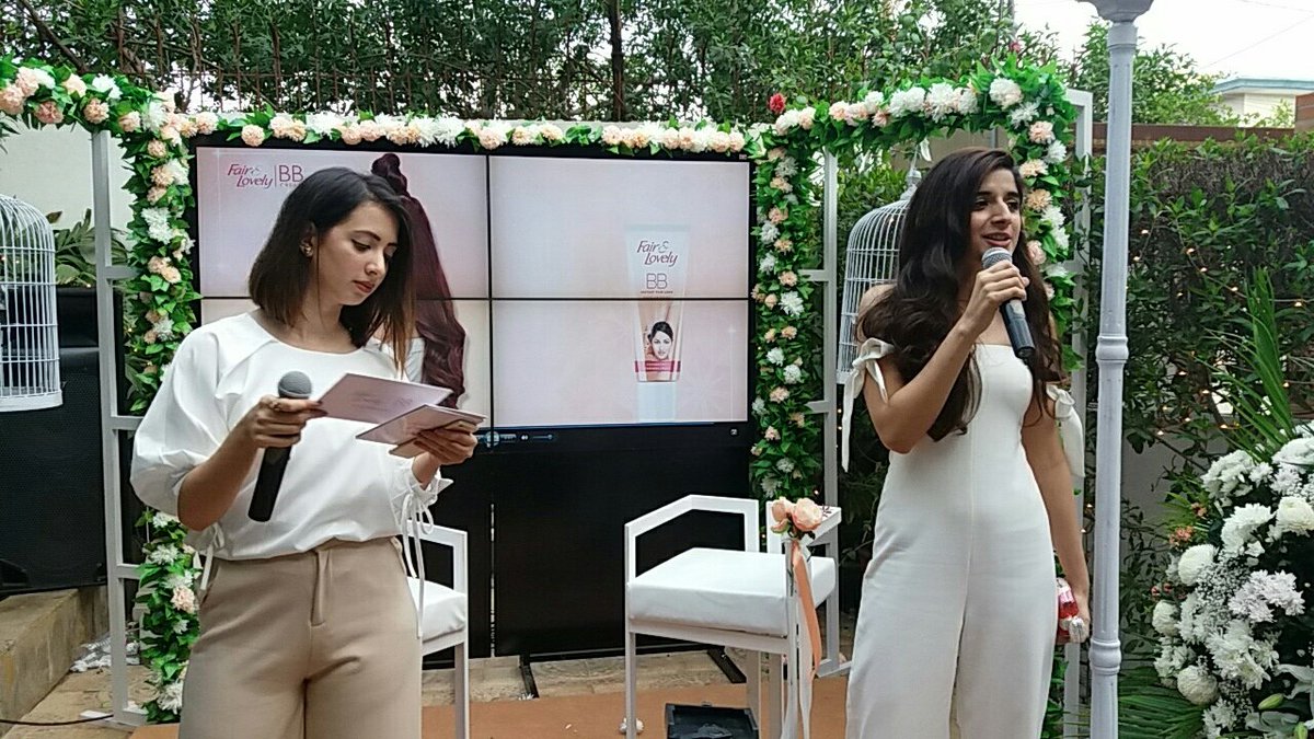 Zee_BWorld's tweet photo. Beautiful @MawraHocane at @FairandLovelyPk BB Cream Bloggers meet up π #Happening Now #BeBBeautiful #Fair&Lovely #MawraHocane
#BBCream https://t.co/ca1ryZbSH2