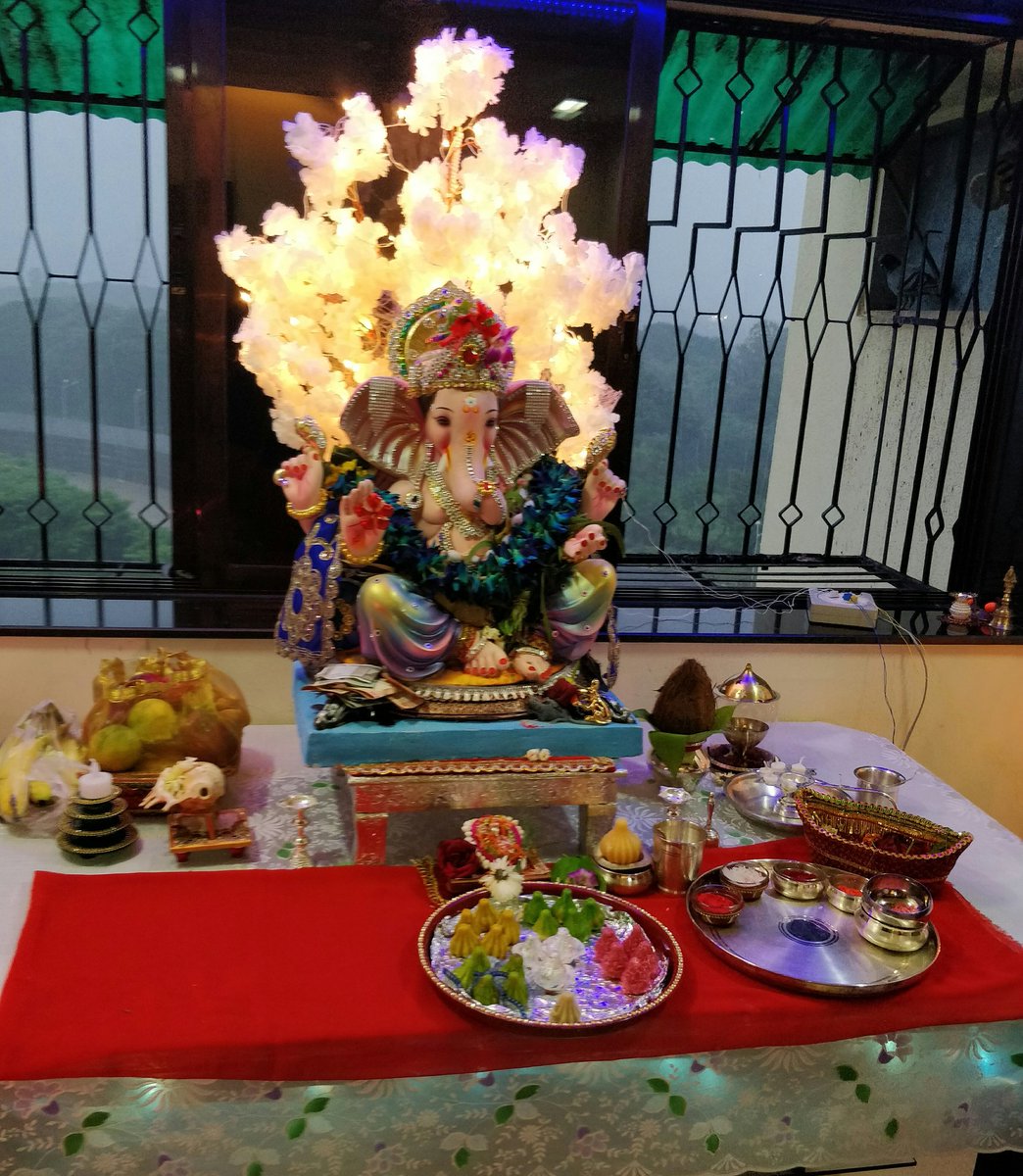 coool_kashish's tweet photo. @Tatagreenbatery #BappaPower @Tatagreenbatery
Our eco-friendly Ganesh..
Made by me &amp; my doll :) https://t.co/x9JDMOUTbD
