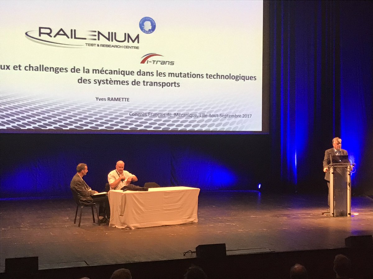 Pole_iTrans's tweet photo. Intervention d'Yves Ramette : "Enjeux et challenges de la mécanique dans les mutations technologiques des systèmes de transport" #CFM2017 https://t.co/wkMvhrLsxX