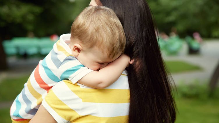 ZEROTOTHREE's tweet photo. Babies and toddlers can be affected by a natural disaster. Here's what you can do to help your child cope: https://t.co/82abyDbSnO https://t.co/U2nYvVMI5e