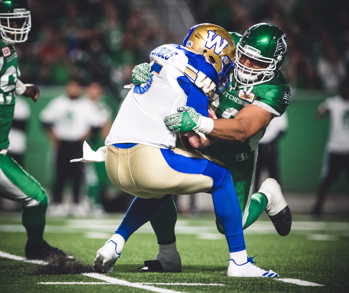 CFL's tweet photo. Happy @MarksCanada #LDWeekend everyone!
The weekend when everyone is BFF. 🤗🙄
#CFL https://t.co/FFutcQgMUO
