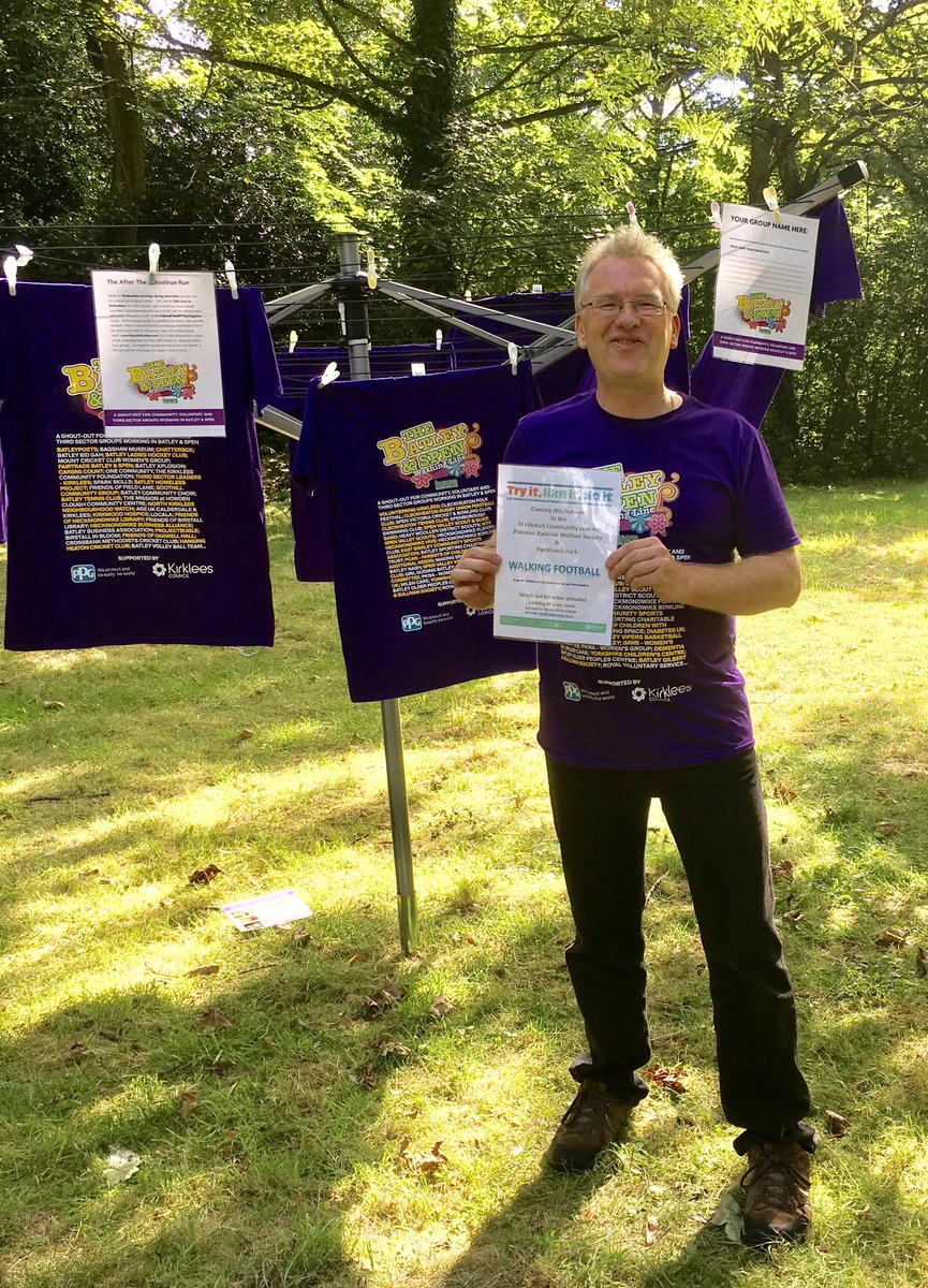 Fareeha786's tweet image. It&apos;s @Griff66&apos;s fantastic #WashingLine at today&apos;s #EidBazaar in #Batley -special thanks to Veronica from @PPG for the T-Shirts @BatleySmile