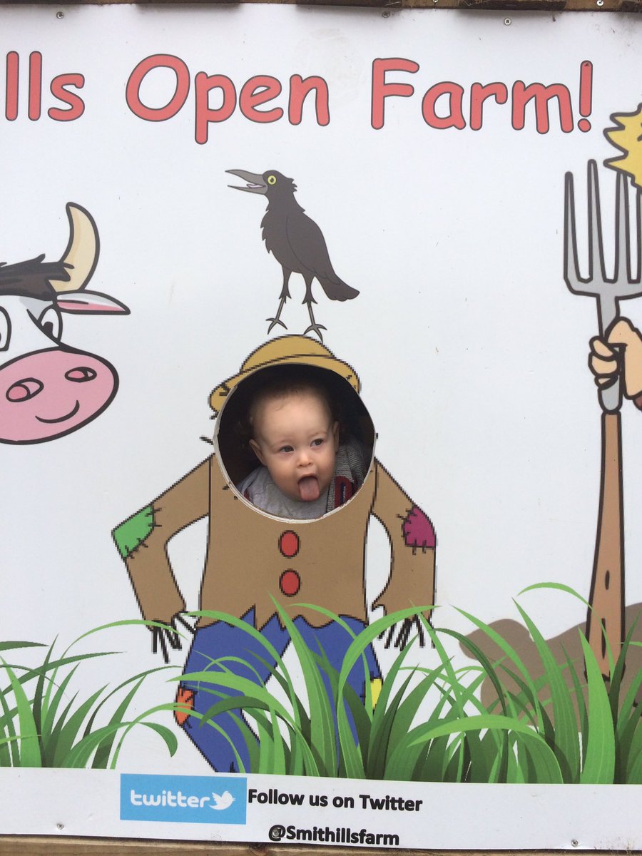 amothers_voice's tweet photo. Spent the morning @Smithillsfarm - fab place for families seeing all the animals! Plenty space for indoor &amp; outdoor play too #fraserfun https://t.co/vcw5xskUA9