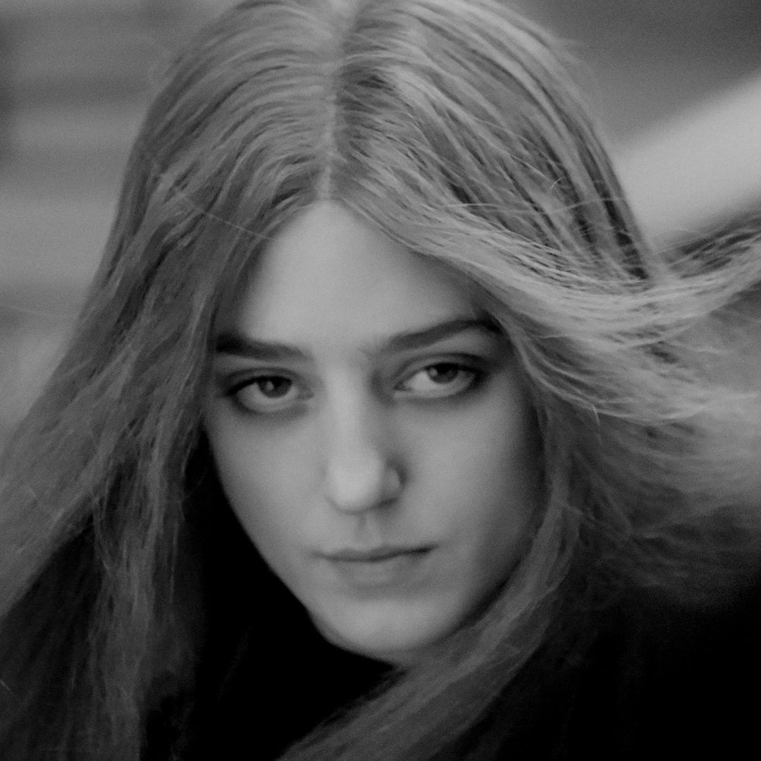 birdy's tweet photo. @REDValentino #SpringSummer17 #teaser https://t.co/nVC4ZlrpvJ