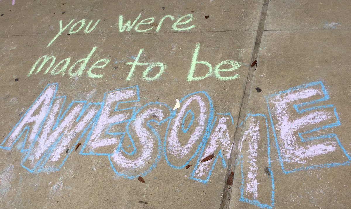cfbshelley's tweet photo. Many inspirational messages greeted #vivnation today! Share your @CFBISD first day of school pix with hashtag #cfbfirstday https://t.co/OyOm5iBDWN