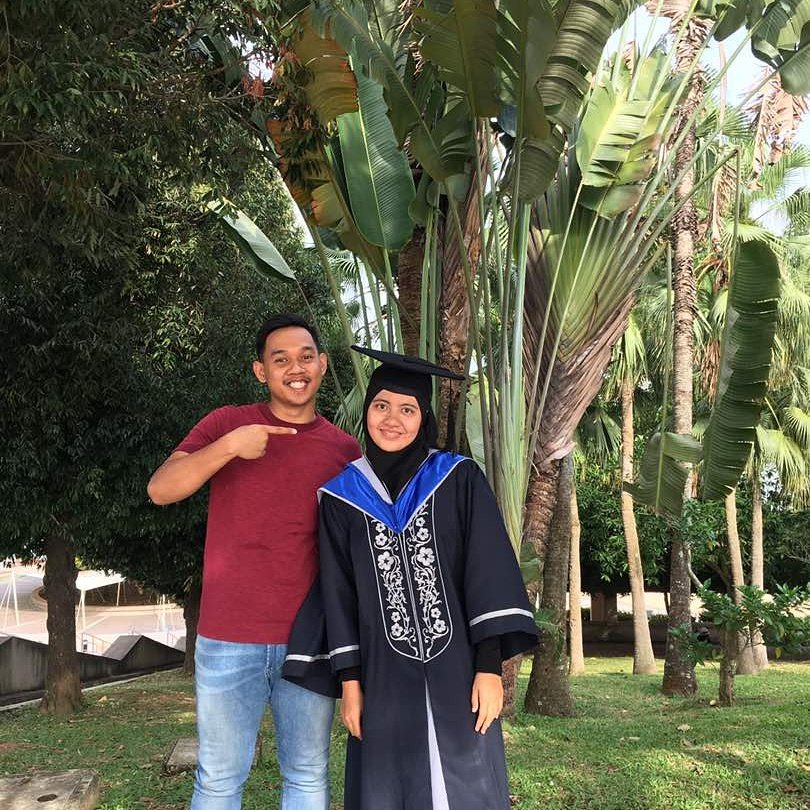 syida21's tweet photo. Entah dari dulu bergaduh je kerjanya , bila ntah na berbaik-baik https://t.co/j3jV2EVEQ5