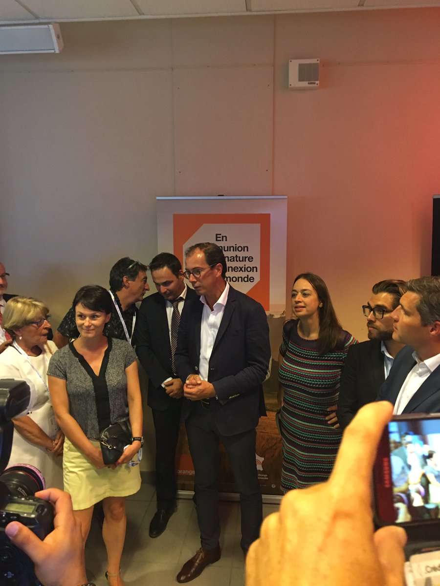 ncastellani's tweet photo. @OrangeAuRA partenaire de #RURALITIC2017 @orange @ValerieTherond https://t.co/aTXqFqL5Mr