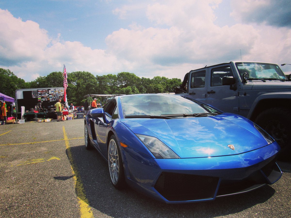 corozco7872's tweet photo. #MondayMotivation #Lamborghini #gallardolp550 https://t.co/N2IfZTnJw2