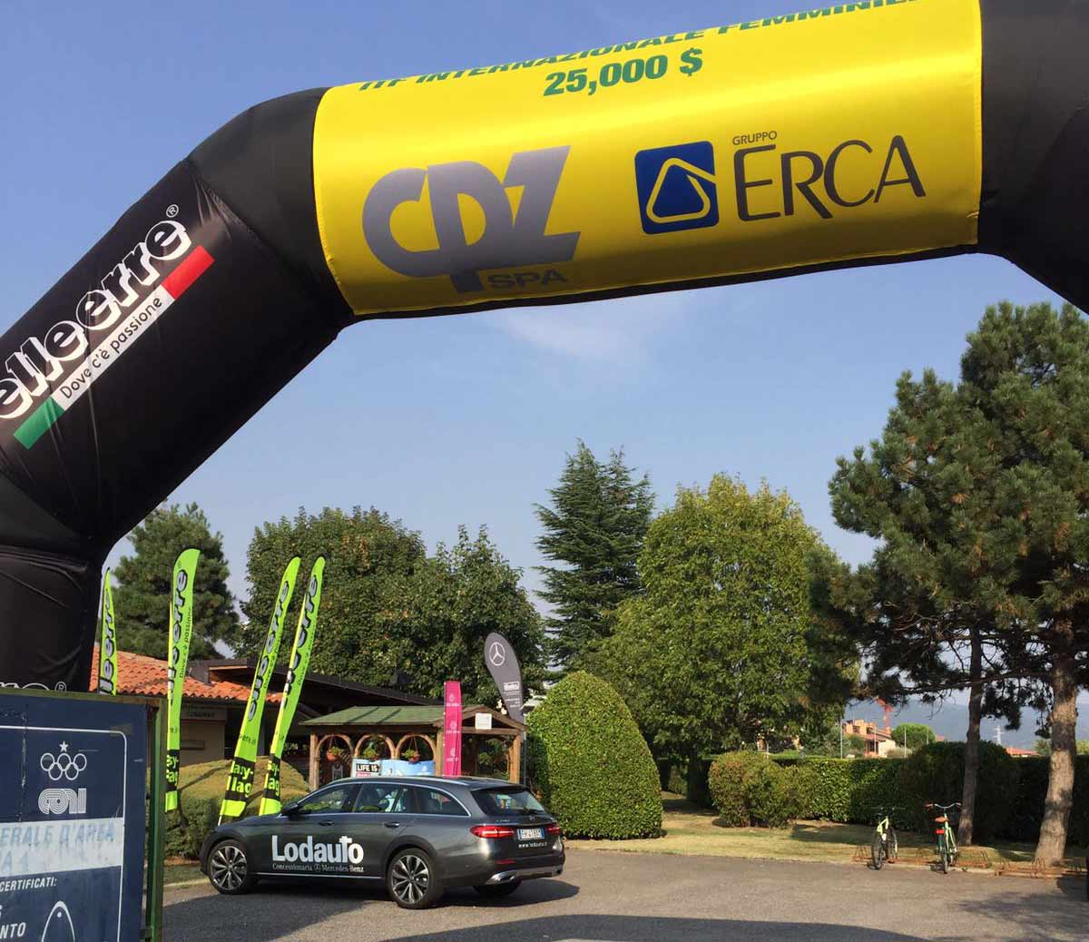 Lodautospa's tweet photo. Fino al 3/9 #LodautoBergamo ti aspetta al 
Tennis Bagnatica per il #torneo ITF #Femminile,la vincitrice porterà a casa una fantastica #Smart https://t.co/3fkDbz3vNU
