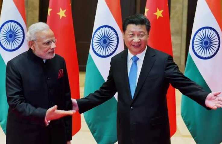 narendramodi177's tweet photo. @narendramodi झुकती है दुनिया , बस झुकाने वाला चाहिए । #Doklam https://t.co/mcIvLBnxSK