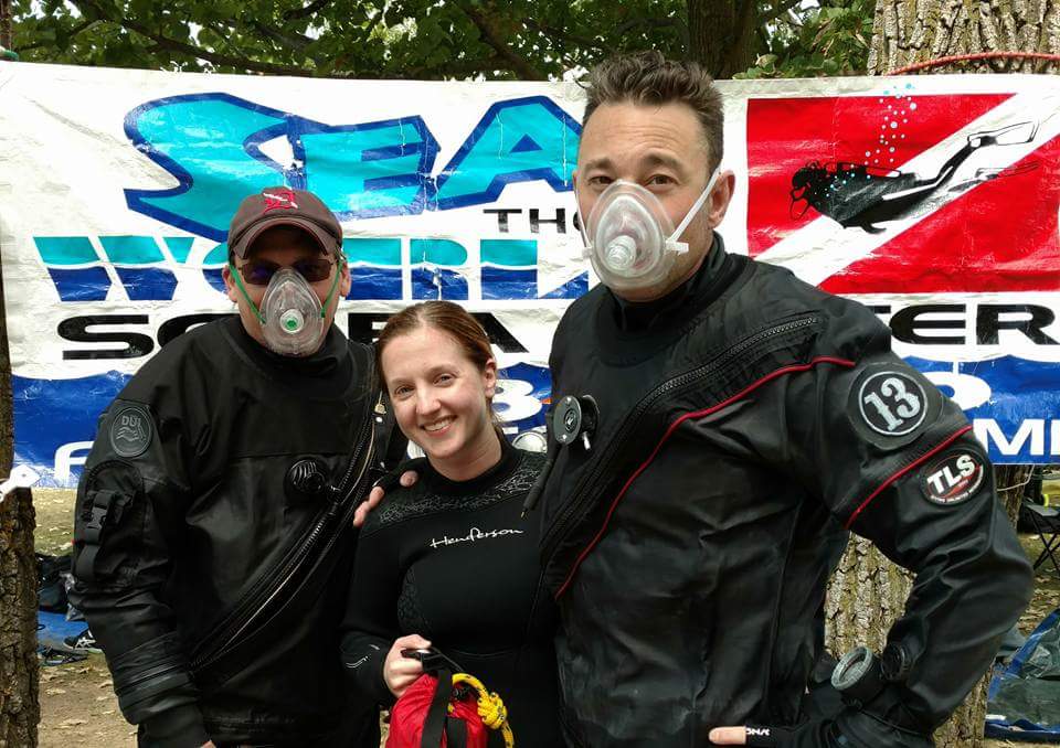 SeatheWorldSC's tweet photo. Congrats to our new Rescue Divers! @WhiteStarQuarry #scubadiving #Padi #rescue https://t.co/rkicJJqX08
