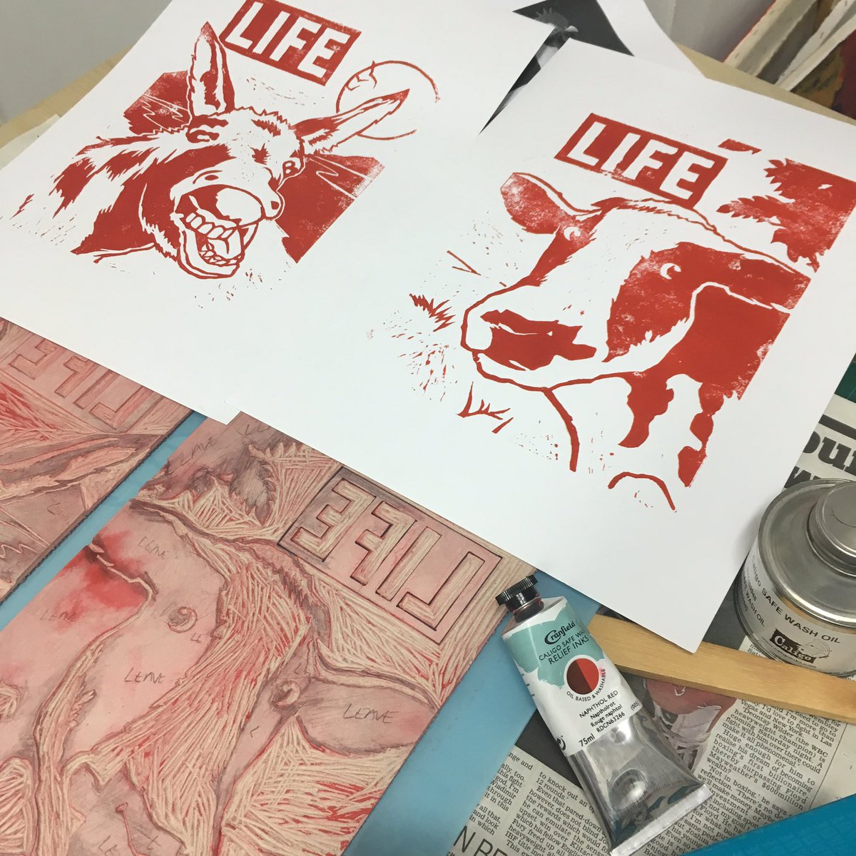 artanderson2's tweet photo. Work in progress for upcoming summer print show. #art #creativecarer #print #ink #drawing #artistic #London #summer https://t.co/Z92ydfaBCx
