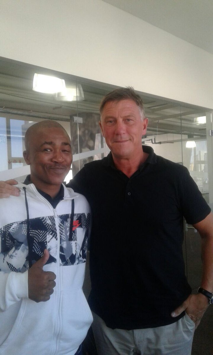 Soccer_Laduma's tweet photo. Former Orlando Pirates coach, Kjell Jonevret, visited the Soccer Laduma offices today! #SLOffice https://t.co/IV9C47A0Yk