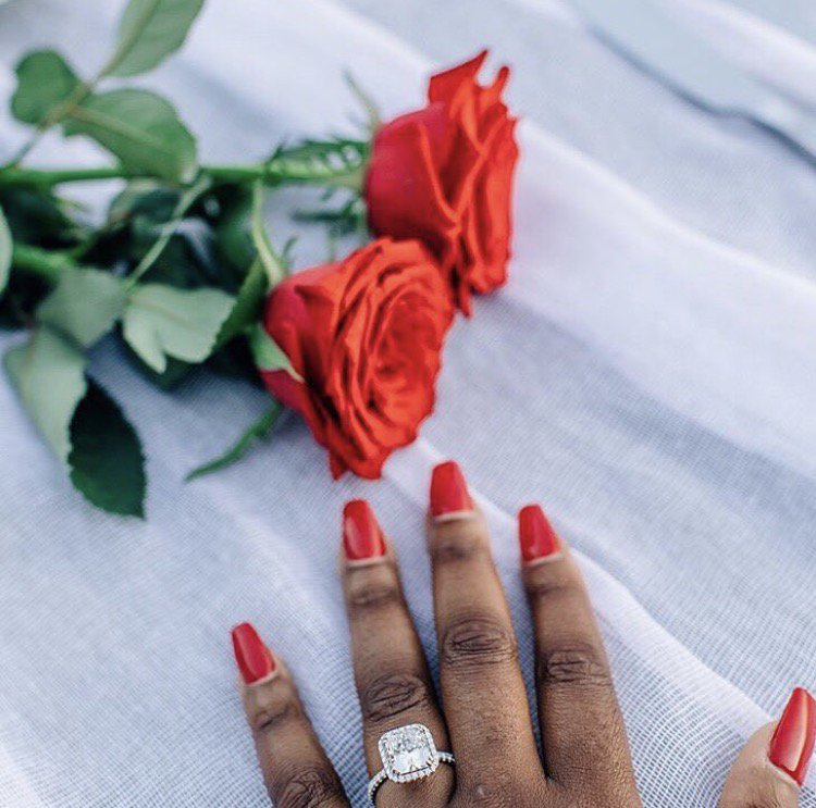 TheBlkBach's tweet photo. #ManiMonday #TheBlackBachelorette ❤️ https://t.co/4oH3SD5eHw https://t.co/m67pfdH0Bo