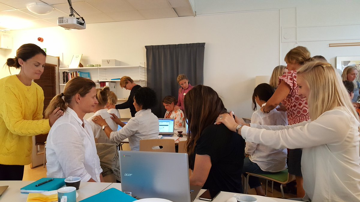 AnnaOrtler's tweet photo. APT med en twist... #lidskol #sticklinge #stelaaxlarväck https://t.co/v8agJe9xHQ