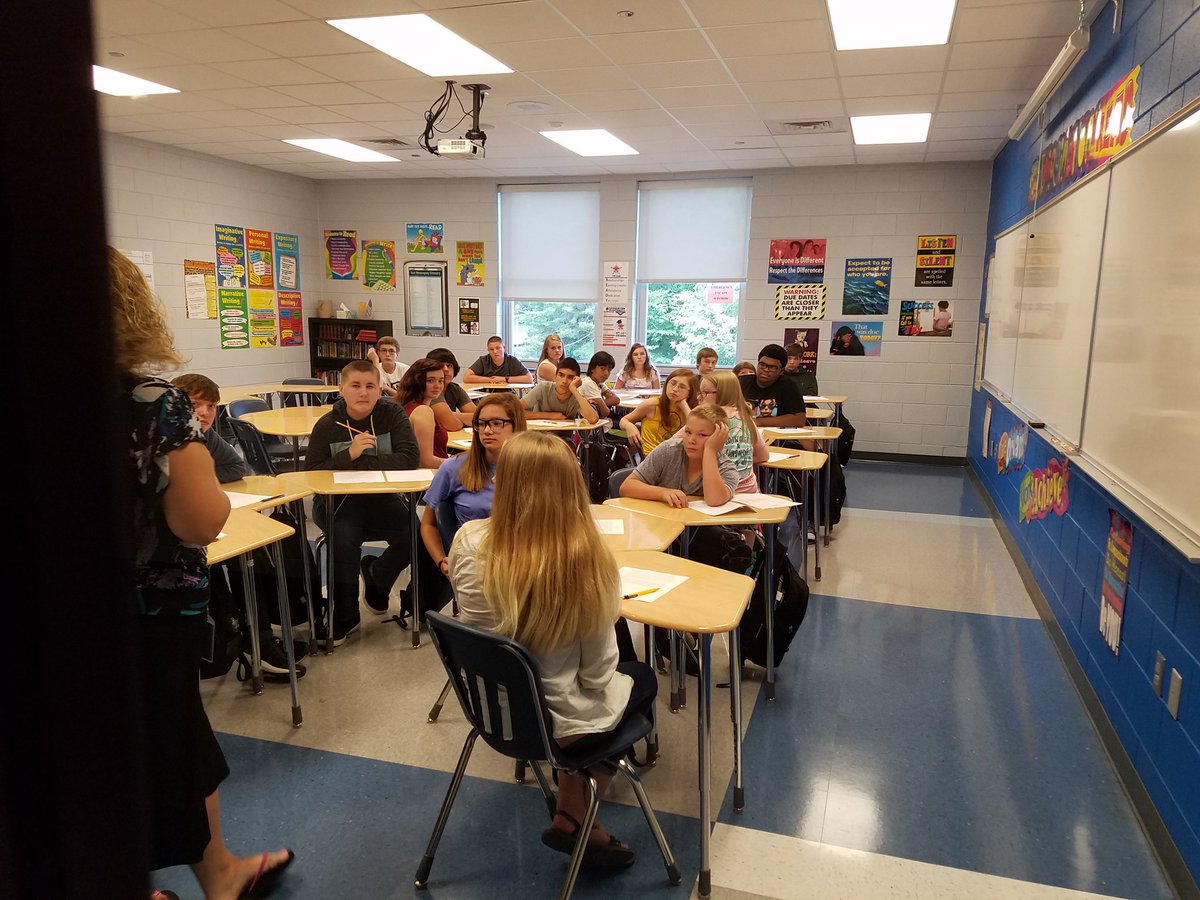 MHSTitans's tweet photo. It's back to learning on #mcfirstday at @MHSTitans @McDowell590 https://t.co/cFjAySFzsF