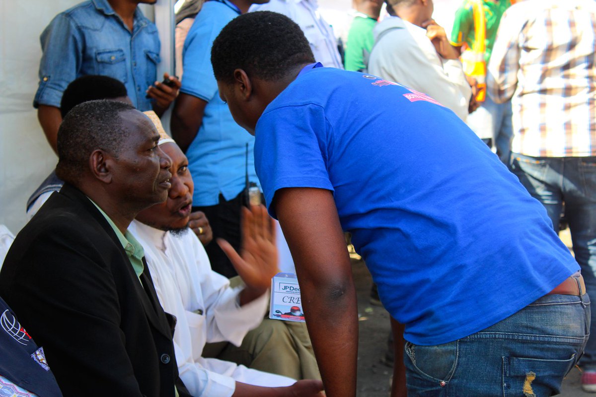 BaloziwaAmaniTZ's tweet photo. Kama kijana jiulize leo umetumiaje viongozi wa dini na wakubwa wako, kukufunda kuhusu amani kama moja ya tunu yetu ya Taifa? #UnityFestival https://t.co/iDsboRzlNo
