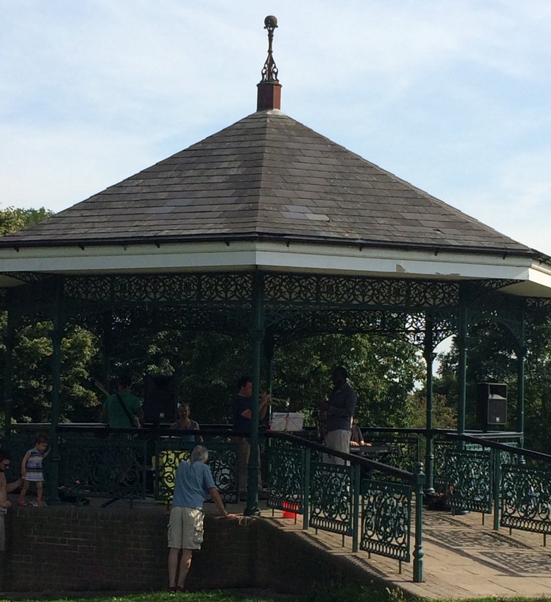 Great version of footprints by Space Cake Jazz Band at the Hampstead bandstand. Go Freddie on bass. Nice!
