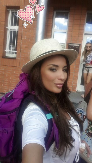 I m ready for hiking with my girls ? https://t.co/qE7p671wiU